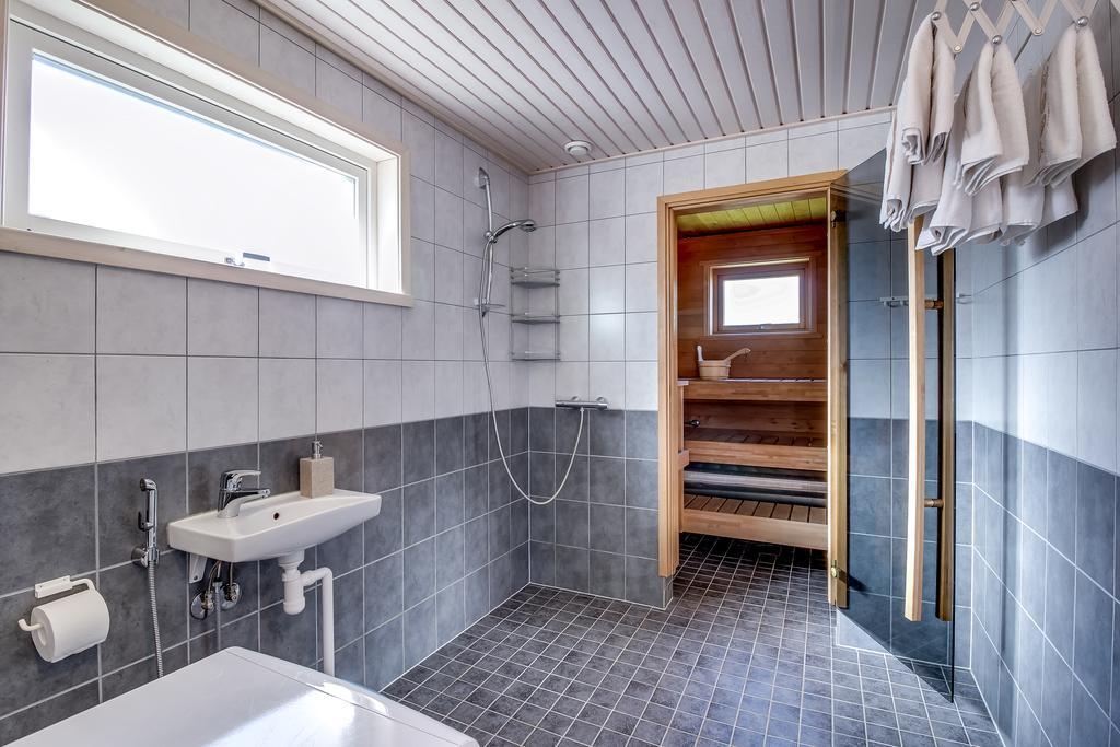 Kasekese Holiday Home With Sauna And Garden Kuressaare Exterior foto